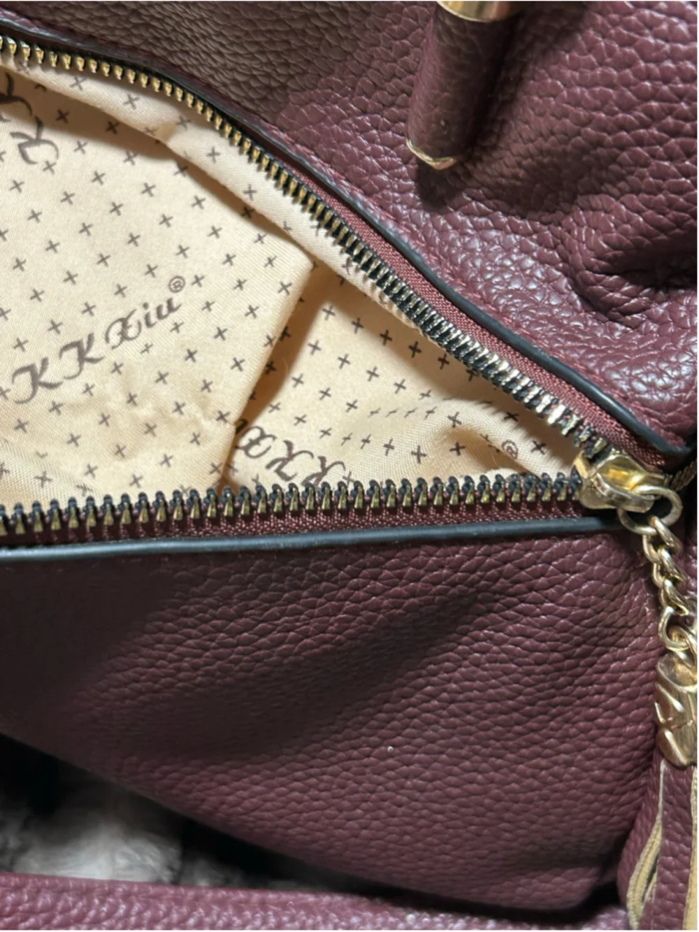 KKxiu this satchel